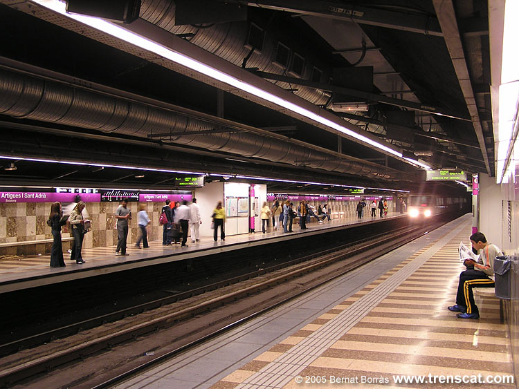 El Metro De Barcelona L nia L2 Artigues Sant Adri El Metro De Barcelona L nia L2 Artigues Sant Adri